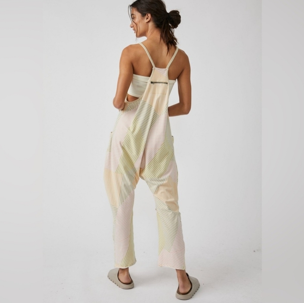 Free People Movement RARE Limited Edition Pattern Hot Shot Onsie Small - Picture 2 of 16